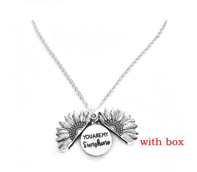 Sunflower Double Lettering Necklace - NeraVault