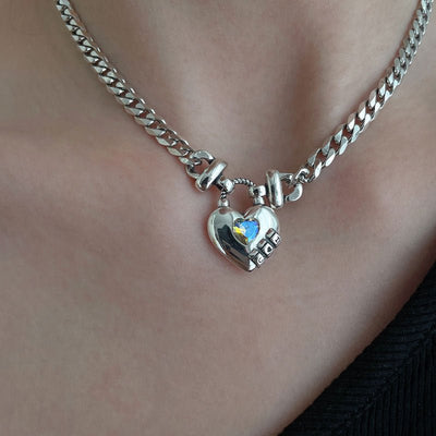 Women's Heart Necklace - NeraVault