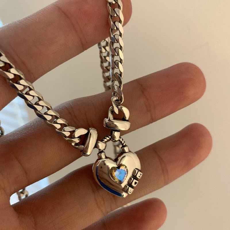 Women's Heart Necklace - NeraVault